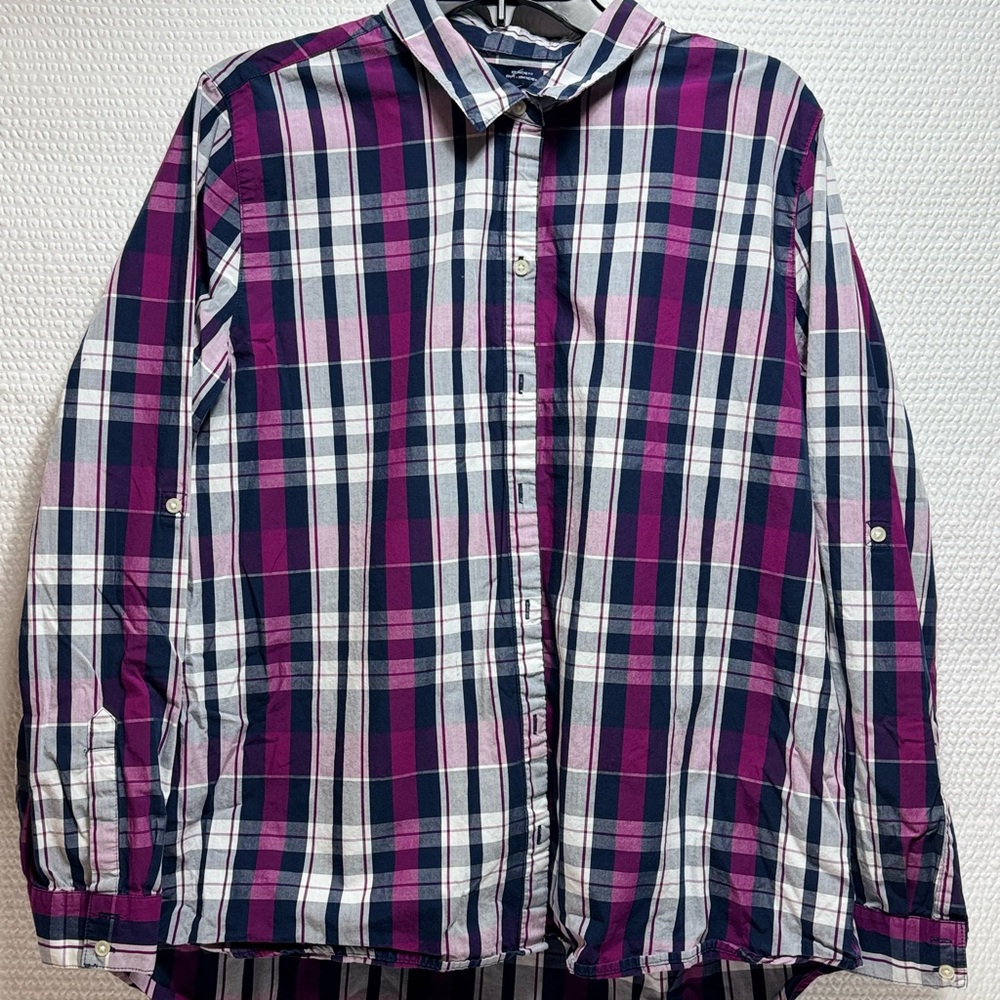 Plaid Button-Up Shirt in Purple and White